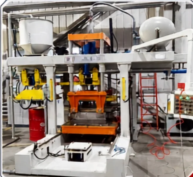 Hot box core shooting machine with sand hopper
