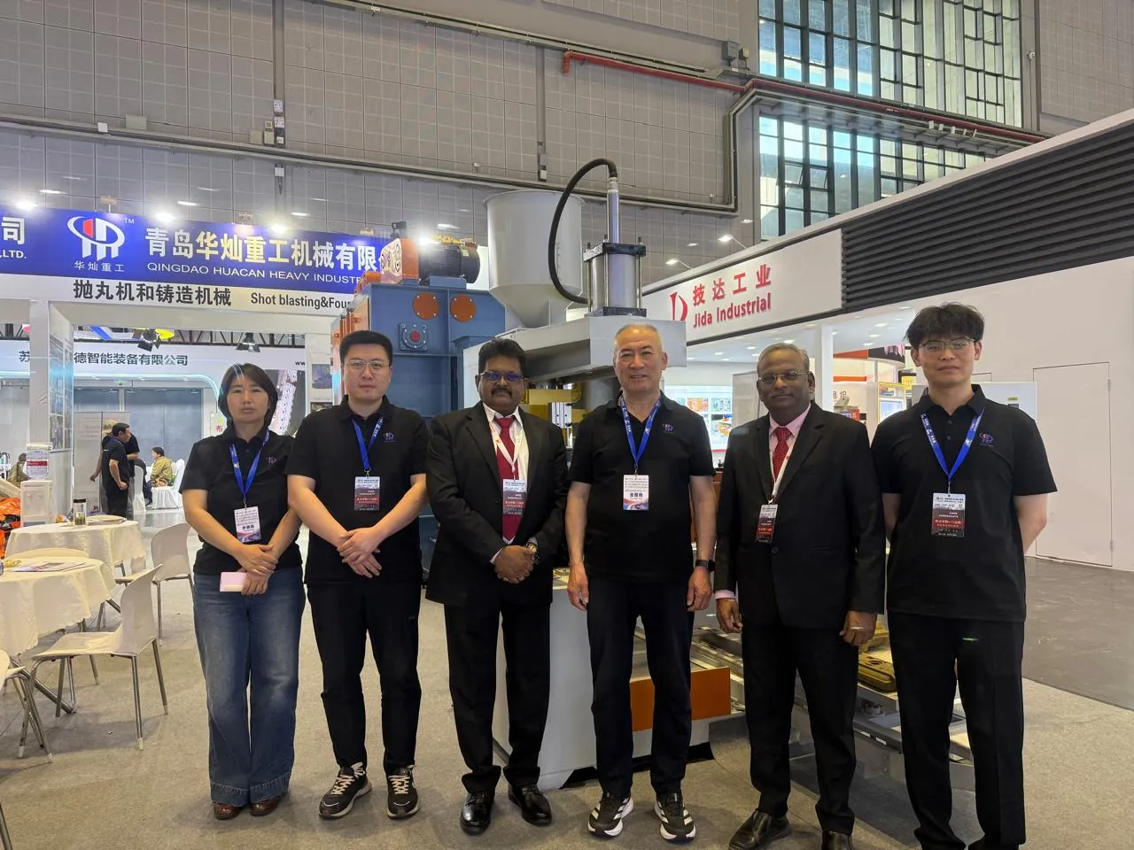 WEWIN Unique delegation with the Huacan team at the exhibition