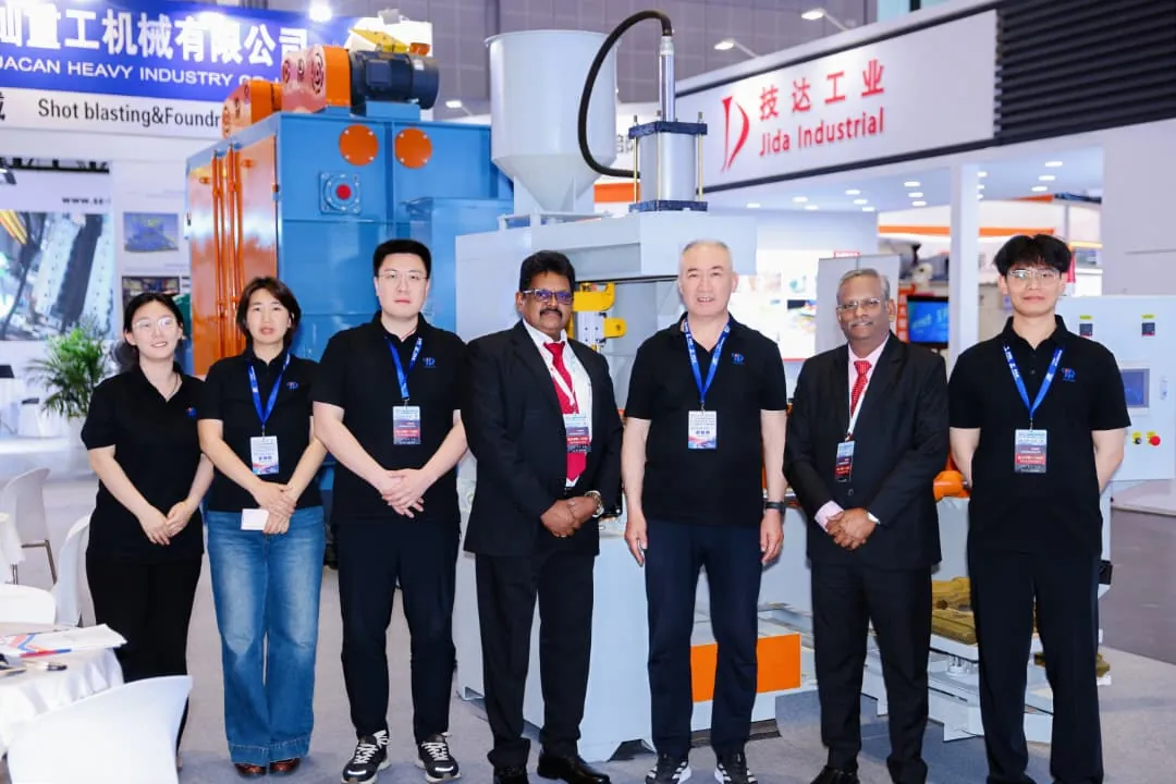 WEWIN Unique and Huacan teams at the Huacan exhibition stand