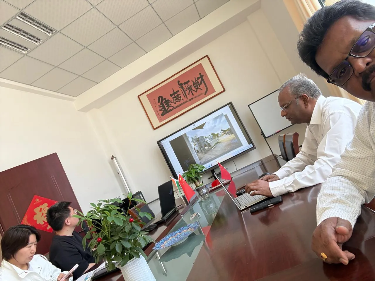Partnership meeting between WEWIN Unique and Qingdao Huacan